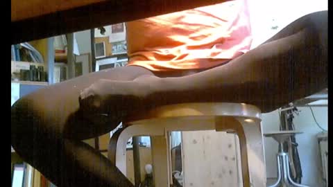 aldolechat online show from 5, 10, 2025