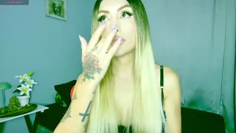 Snapshot of ale_love_ chatting on 23, 7, 2026 ALE LOVE online show from 23, 7, 2026