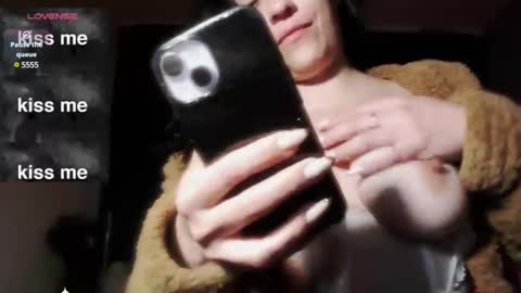 Snapshot of aledelo chatting on 31, 12, 2024 aledelo online show from 31, 12, 2024