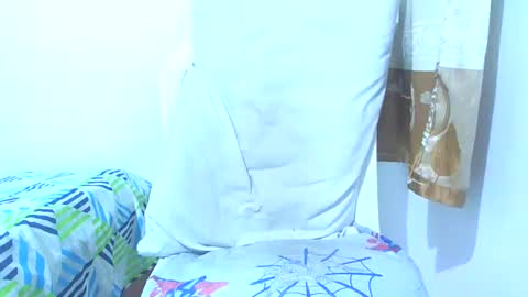 Snapshot of alehott chatting on 17, 9, 2025 AleHot online show from 17, 9, 2025