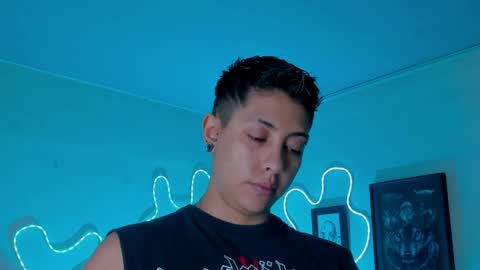 Snapshot of aleja1214 chatting on 13, 4, 2026 Alejandra online show from 13, 4, 2026