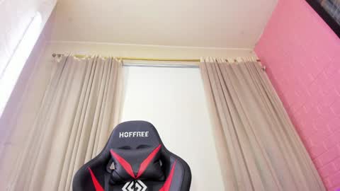 Aleja Hill online show from 14, 12, 2024