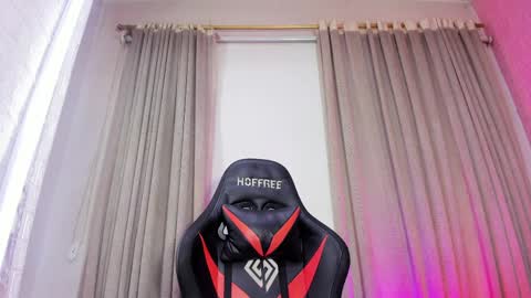 Aleja Hill online show from 7, 4, 2026