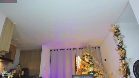 A L E J A N D R A online show from 21, 12, 2025