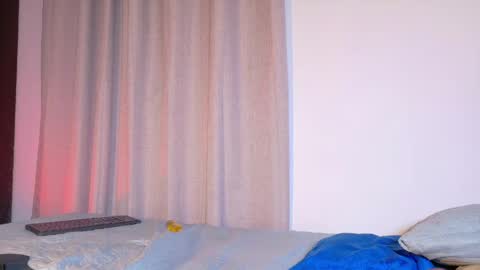 alejandra_dunn1 online show from 17, 4, 2026