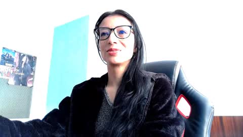 Snapshot of alejandracherry_ chatting on 16, 12, 2024 Alejandra online show from 16, 12, 2024