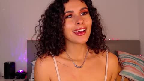 Danna Ray online show from 2, 12, 2025