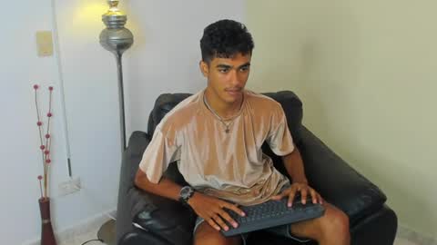 Alejandro williams online show from 30, 6, 2026