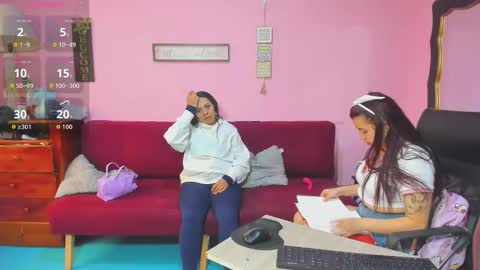 Snapshot of alejita_smithh chatting on 1, 11, 2025 zoe and Kataleya online show from 1, 11, 2025