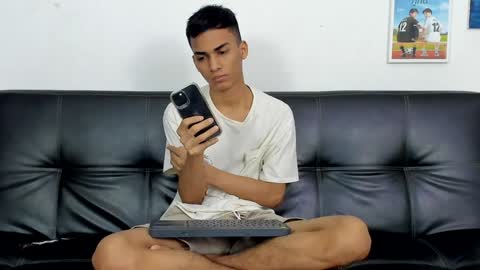 Snapshot of alejo_peverell chatting on 9, 1, 2025 alejo peverell online show from 9, 1, 2025