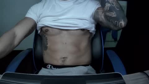 Snapshot of alejoduarte16 chatting on 4, 12, 2025 alejoduarte16 online show from 4, 12, 2025