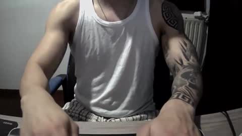 Snapshot of alejoduarte16 chatting on 4, 4, 2026 alejoduarte16 online show from 4, 4, 2026