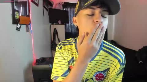 Snapshot of alejoo_storms chatting on 27, 9, 2025 alejo online show from 27, 9, 2025