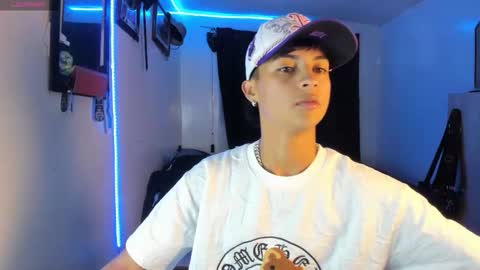 Snapshot of alejoo_storms chatting on 15, 10, 2025 alejo online show from 15, 10, 2025