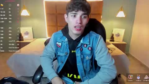 Snapshot of alejootwink chatting on 30, 9, 2025 ALejoo Saenz online show from 30, 9, 2025