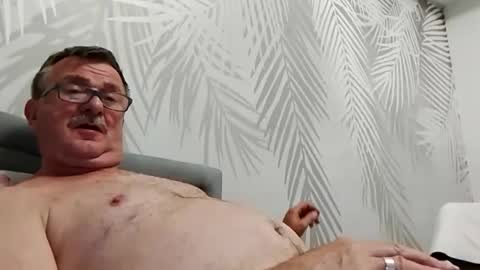 Snapshot of aleks1546 chatting on 9, 9, 2025 aleks 1546 online show from 9, 9, 2025