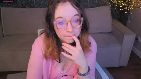 Snapshot of aleks_caste chatting on 28, 4, 2026 Aleks online show from 28, 4, 2026