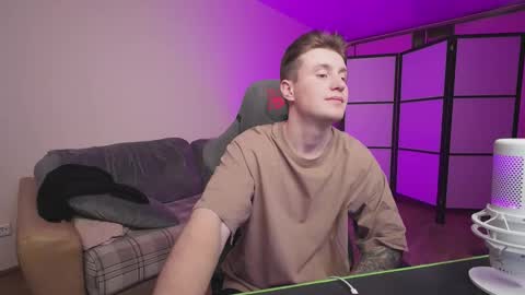 Alex and Linar online show from 11, 11, 2025