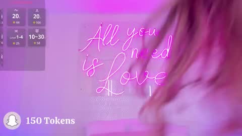 Snapshot of aleksandra_miller chatting on 9, 11, 2025 Aleksandra online show from 9, 11, 2025