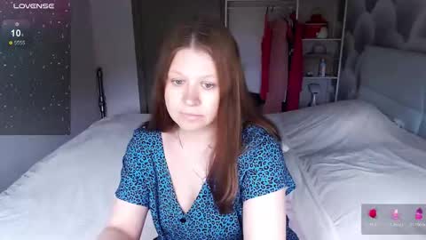 Snapshot of aleksasamui chatting on 10, 5, 2026 Aleksa online show from 10, 5, 2026