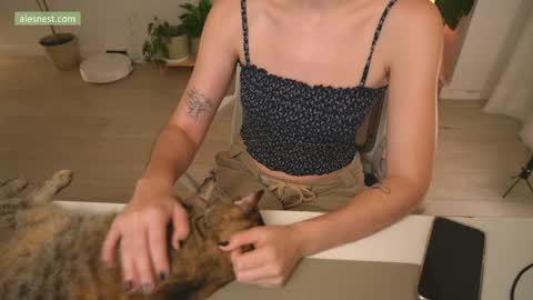 Snapshot of alemaniababe chatting on 19, 4, 2026 Ale online show from 19, 4, 2026