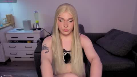 Snapshot of alena_dubai chatting on 24, 4, 2026 ALENA INDEPENDENT MODEL online show from 24, 4, 2026