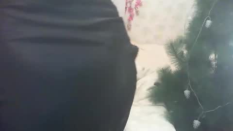 Snapshot of alenablack chatting on 5, 12, 2024 Luly online show from 5, 12, 2024