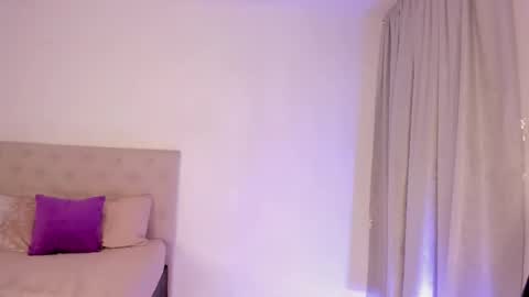 Snapshot of alesay_dreams chatting on 19, 1, 2026 Alesay online show from 19, 1, 2026