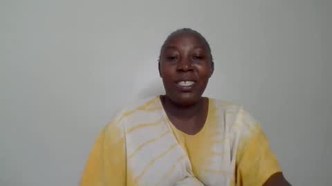 Snapshot of alesha_ chatting on 23, 11, 2025 Noreen Kennth and Emilly online show from 23, 11, 2025