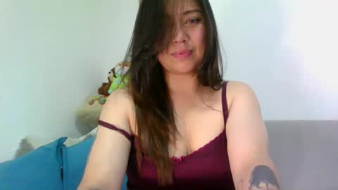 QUEEN OFF MILk  IM BACK  15 NOV online show from 16, 1, 2026