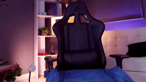 Snapshot of alessandro_duty chatting on 25, 10, 2025 Alessandro INDEPENDENT MODEL online show from 25, 10, 2025