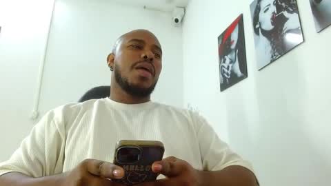 Snapshot of alessandro_hamed chatting on 25, 3, 2026 alessandro hamed online show from 25, 3, 2026