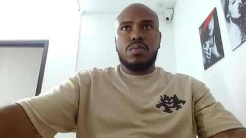 Snapshot of alessandro_hamed chatting on 6, 4, 2026 alessandro hamed online show from 6, 4, 2026