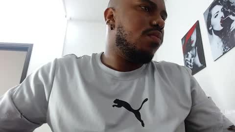 Snapshot of alessandro_hamed chatting on 7, 4, 2026 alessandro hamed online show from 7, 4, 2026