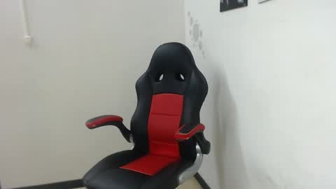 Snapshot of alessandro_hamed chatting on 15, 4, 2026 alessandro hamed online show from 15, 4, 2026