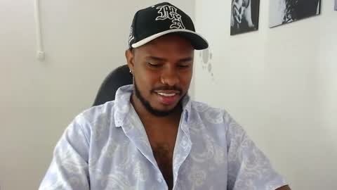 Snapshot of alessandro_hamed chatting on 16, 4, 2026 alessandro hamed online show from 16, 4, 2026