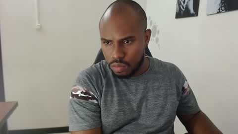 Snapshot of alessandro_hamed chatting on 22, 4, 2026 alessandro hamed online show from 22, 4, 2026