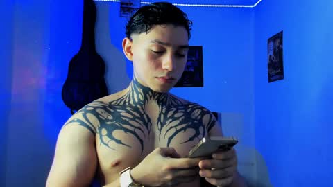 Alessandro online show from 7, 12, 2024