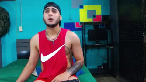 Snapshot of alessandrobooy chatting on 5, 2, 2026 alessandro online show from 5, 2, 2026