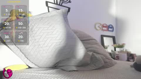 Snapshot of alessia28__ chatting on 24, 11, 2025 Alessia online show from 24, 11, 2025