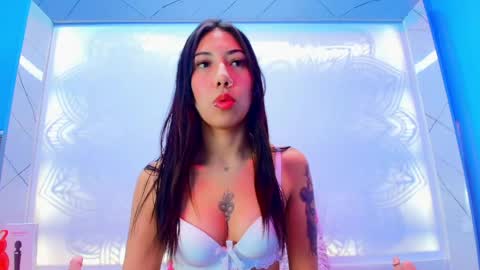 Snapshot of alessia_clarky chatting on 10, 5, 2026 Alessia Clarky online show from 10, 5, 2026