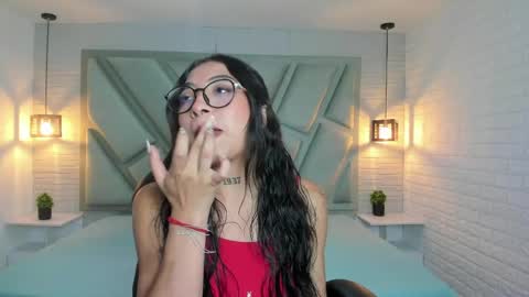 Snapshot of alessia_storm_ chatting on 10, 5, 2026 Alessia online show from 10, 5, 2026