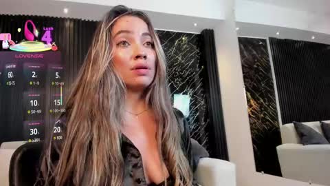 Snapshot of alessia_taylorr chatting on 24, 2, 2025 Alessia Everyday From 0530 to 1430 Col Time online show from 24, 2, 2025