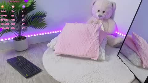 Snapshot of alessyaaa chatting on 30, 4, 2026 Ale online show from 30, 4, 2026