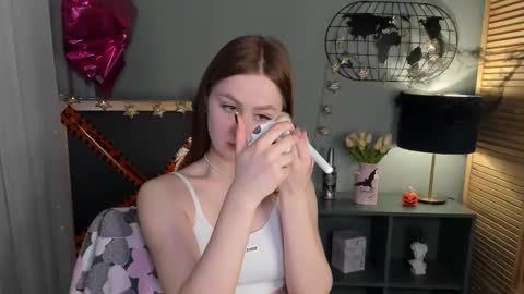 Snapshot of alettablacck chatting on 31, 10, 2025 alettablacck online show from 31, 10, 2025