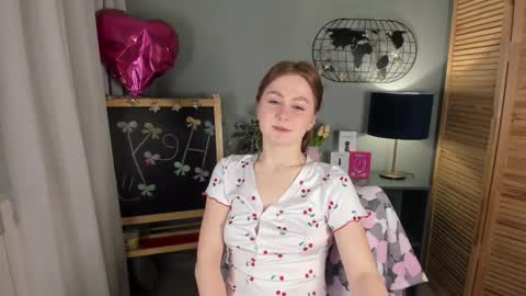 Snapshot of alettablacck chatting on 16, 11, 2025 alettablacck online show from 16, 11, 2025