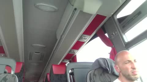 alex120475 online show from 10, 4, 2026