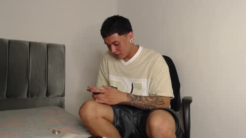 Owen online show from 28, 1, 2025