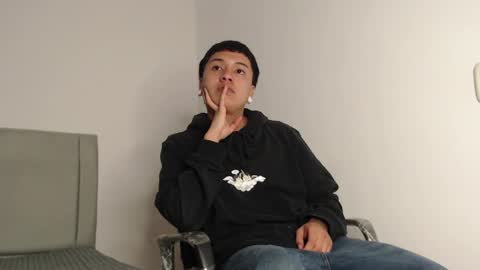 Snapshot of alex__lover chatting on 1, 4, 2026 Owen online show from 1, 4, 2026