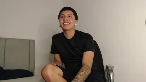 Snapshot of alex__lover chatting on 21, 4, 2026 Owen online show from 21, 4, 2026